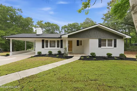 601 Bethesda Ave, Aberdeen, NC 28315
