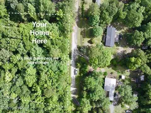 907 Hickory Dr NE, Leland, NC 28451