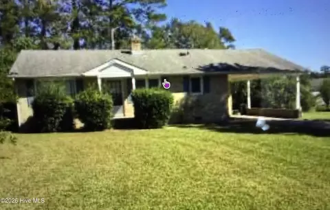 620 Lee Dr, Havelock, NC 28532