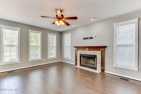 Living - 884 Chase Rd, Evans, GA 30809 photo 1 of 3