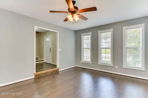 Living - 884 Chase Rd, Evans, GA 30809 photo 3 of 3