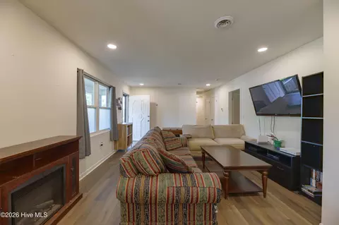 Living - 2439 Barton Chapel Rd, Augusta, GA 30906 photo 1 of 1