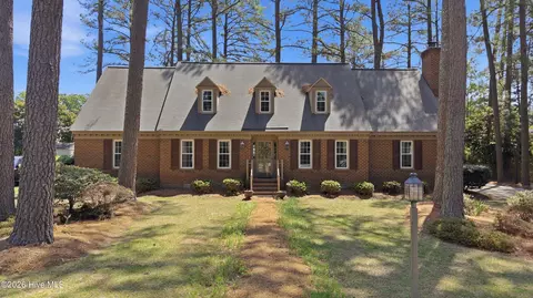 3509 Chelsea Dr, Rocky Mount, NC 27803