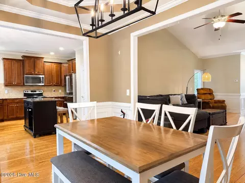 Dining - 61 Scrub Oaks Dr, Hampstead, NC 28443 photo 3 of 4