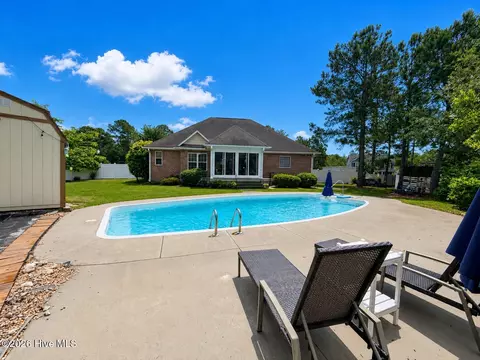 Exterior - 61 Scrub Oaks Dr, Hampstead, NC 28443 photo 8 of 11