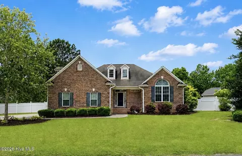 61 Scrub Oaks Dr, Hampstead, NC 28443