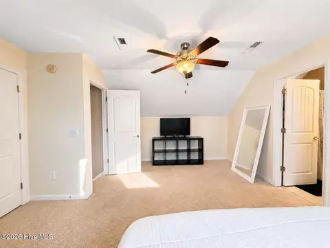 Bedroom - 61 Scrub Oaks Dr, Hampstead, NC 28443 photo 7 of 8