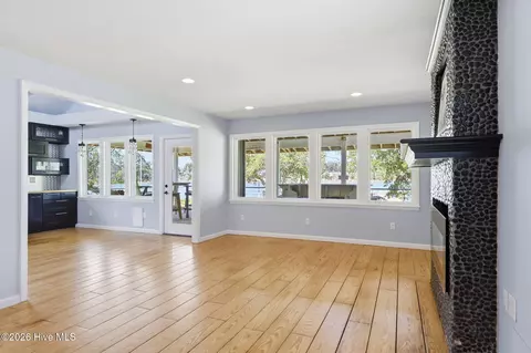 Living - 145 Williston Creek Rd, Williston, NC 28579 photo 3 of 4