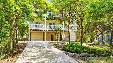 1103 Timber Trl, Emerald Isle, NC 28594