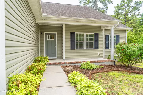 Exterior - 8 Pierce Pl, Pinehurst, NC 28374 photo 1 of 3