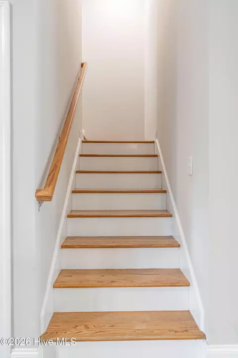 Entry Way - 8 Pierce Pl, Pinehurst, NC 28374 photo 2 of 3