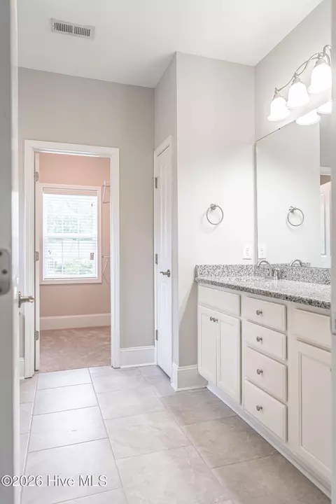 Bath - 8 Pierce Pl, Pinehurst, NC 28374 photo 1 of 4