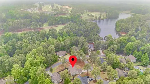 View/Area - 8 Pierce Pl, Pinehurst, NC 28374 photo 2 of 3