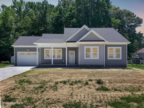 145 Ranch Dr, Elizabeth City, NC 27909