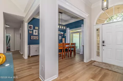 Entry Way - 1349 Shadow Oak Dr, Evans, GA 30809 photo 5 of 5