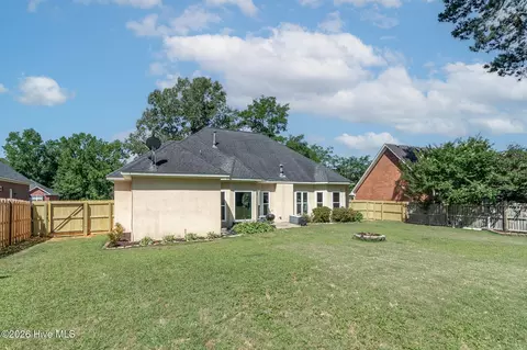 Exterior - 1349 Shadow Oak Dr, Evans, GA 30809 photo 8 of 10