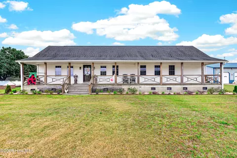 8840 Robbins Rd, Rocky Mount, NC 27803