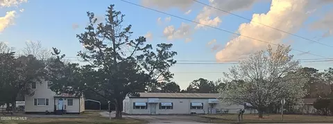 3100 Trent Rd, New Bern, NC 28562