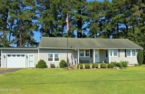 128 N Indiantown Rd, Shawboro, NC 27973