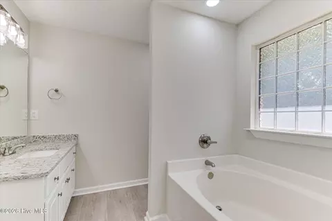 Bath - 3510 Tullocks Hill Dr, Augusta, GA 30906 photo 4 of 5