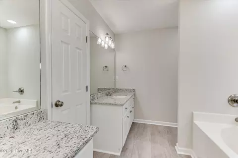 Bath - 3510 Tullocks Hill Dr, Augusta, GA 30906 photo 3 of 5