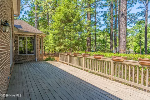 Exterior - 11 Squires Ln, Pinehurst, NC 28374 photo 3 of 6