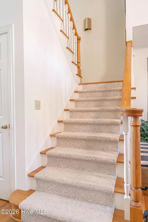 Entry Way - 11 Squires Ln, Pinehurst, NC 28374 photo 2 of 4