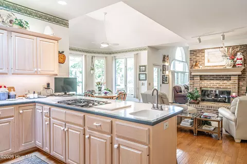 Kitchen - 11 Squires Ln, Pinehurst, NC 28374 photo 2 of 5