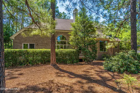 Exterior - 11 Squires Ln, Pinehurst, NC 28374 photo 4 of 6
