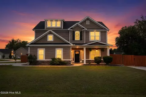 114 Bellchase Dr, Jacksonville, NC 28540