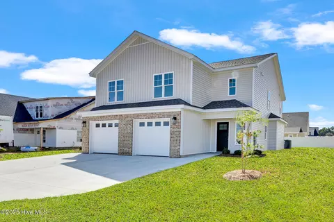 633 Abigail Taylor Dr #B, Greenville, NC 27834