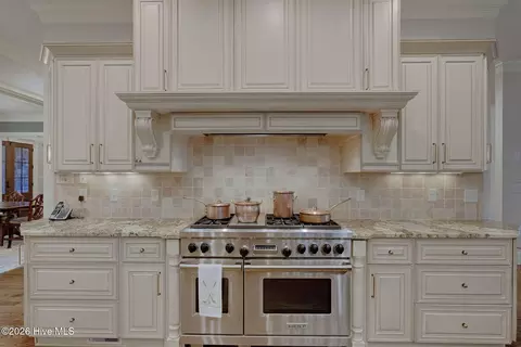 Kitchen - 601 Creekwind Ct, Evans, GA 30809 photo 7 of 8