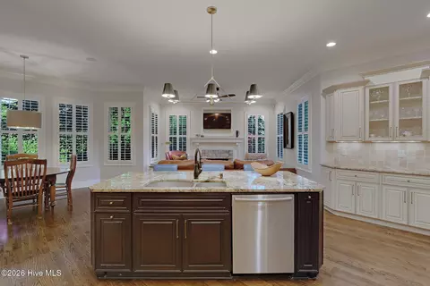 Kitchen - 601 Creekwind Ct, Evans, GA 30809 photo 6 of 8