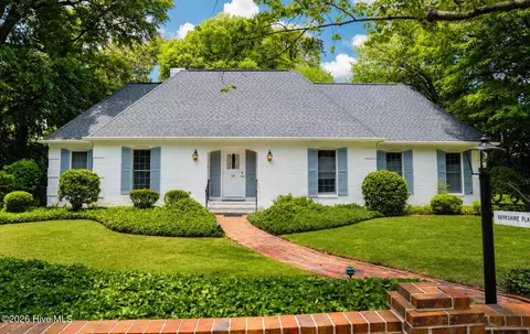 25 Magnolia Rd, Pinehurst, NC 28374
