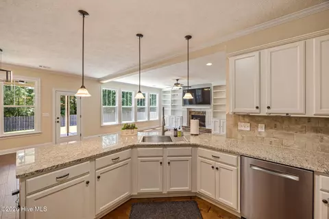 Kitchen - 5734 Whispering Pines Way, Evans, GA 30809 photo 2 of 4