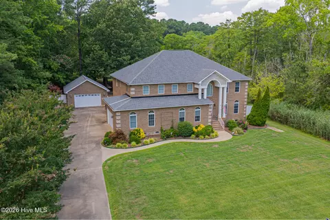 906 Broomfield Trl, Elizabeth City, NC 27909