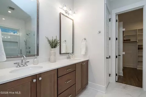 Bath - 102 Keswick Ln, Pinehurst, NC 28374 photo 1 of 3