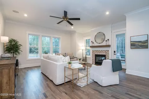 Living - 102 Keswick Ln, Pinehurst, NC 28374 photo 1 of 2