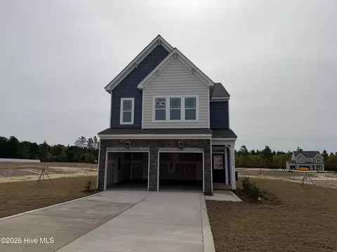 536 Midsummer St, Aberdeen, NC 28315