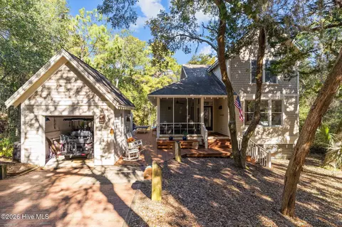 7 Col William Rhett Trl, Bald Head Island, NC 28461