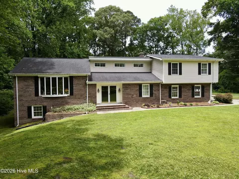 1191 Robin Ln, Jamesville, NC 27846