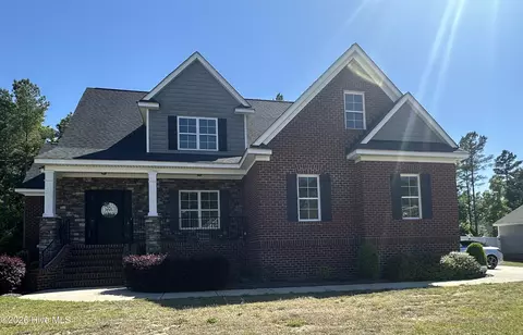 1665 Blue Heron Dr, Nashville, NC 27856