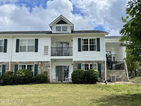 510 Little River Farm Blvd #B100, Carthage, NC 28327