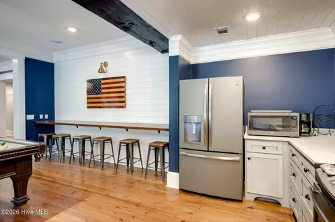 Kitchen - 1024 Peninsula Crossing Xing, Evans, GA 30809 photo 6 of 6