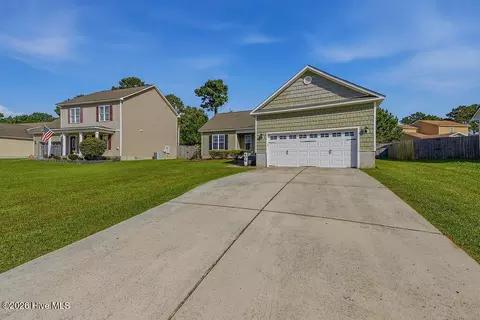 406 Jasmine Ln, Jacksonville, NC 28546