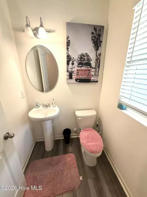 Bath - 3511 Walker Dr W #E, Wilson, NC 27893 photo 1 of 3