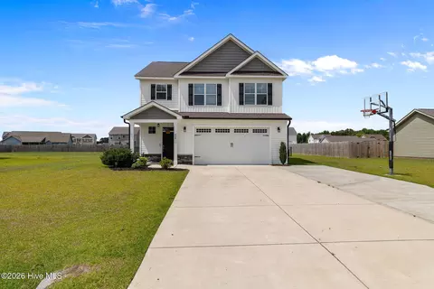 409 Willow Pond Dr, La Grange, NC 28551