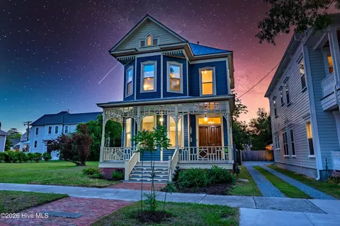 109 N 7th St, Wilmington, NC 28401