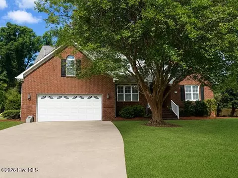 112 Barkside Ln, New Bern, NC 28562