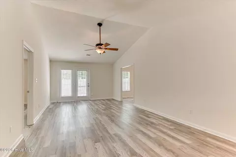 Living - 6009 Sanibel Dr, Augusta, GA 30909 photo 1 of 8